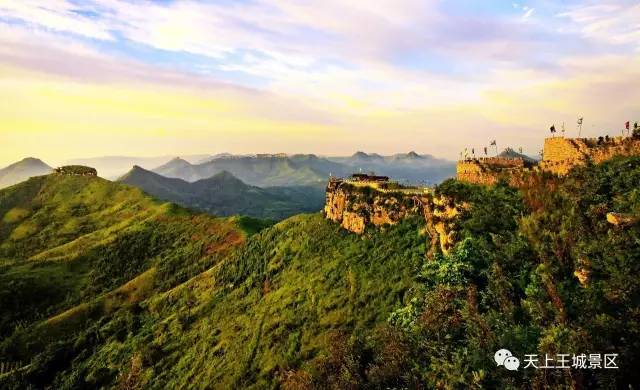 紧急寻人万元寻找青岛本地的朗读者你投票我送天上王城景区门票