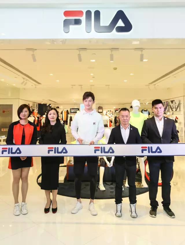 fila 型色悦动 优雅力行!和董力一同探索运动魅力!