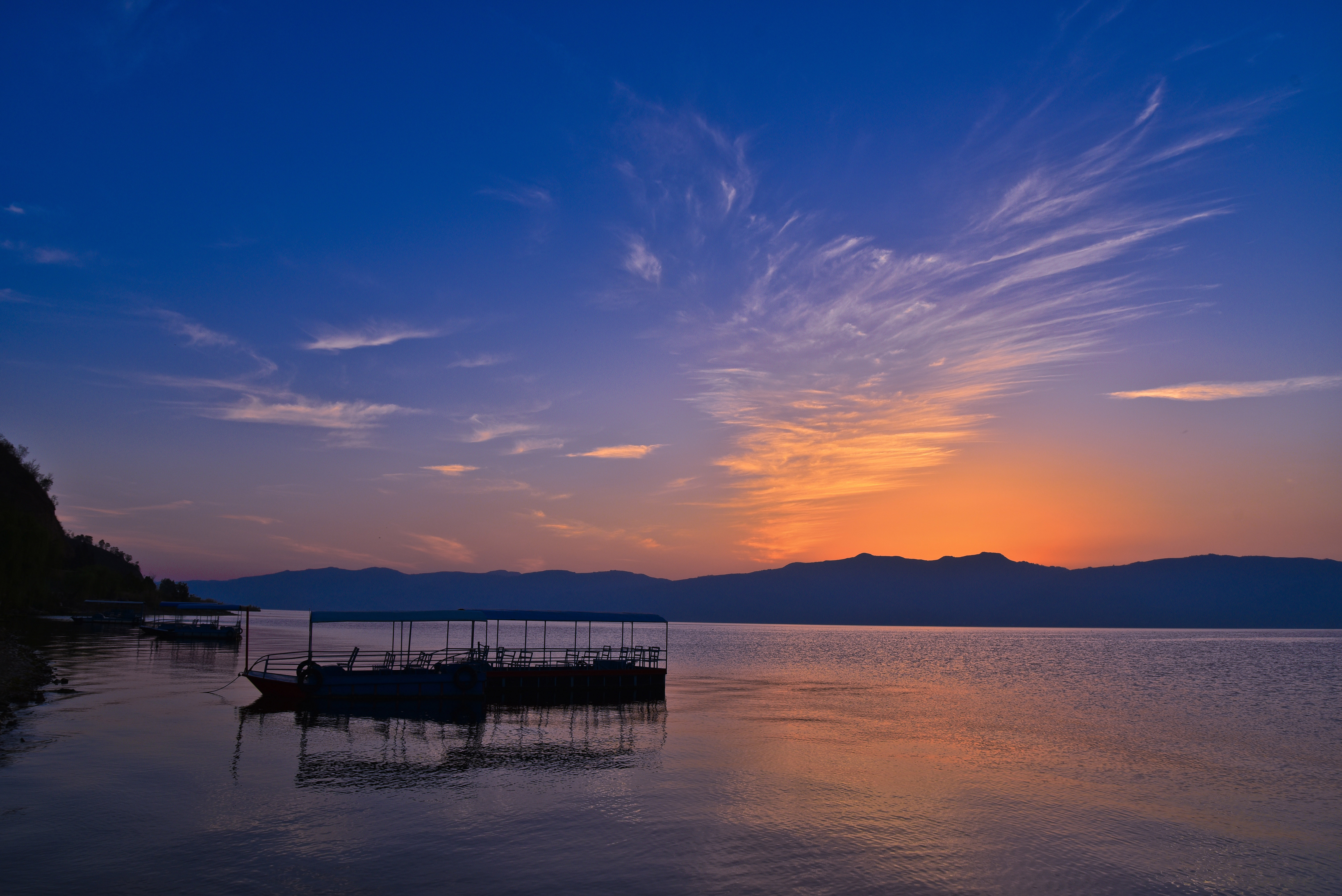 抚仙湖-洱海-泸沽湖|摄影|风光摄影|SIMU建筑空间摄影 - 原创作品 - 站酷 (ZCOOL)