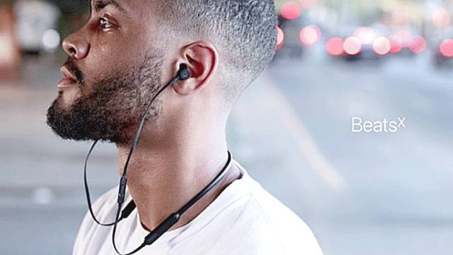 苹果御用耳机Beats,出全球首款颈带式无线耳机