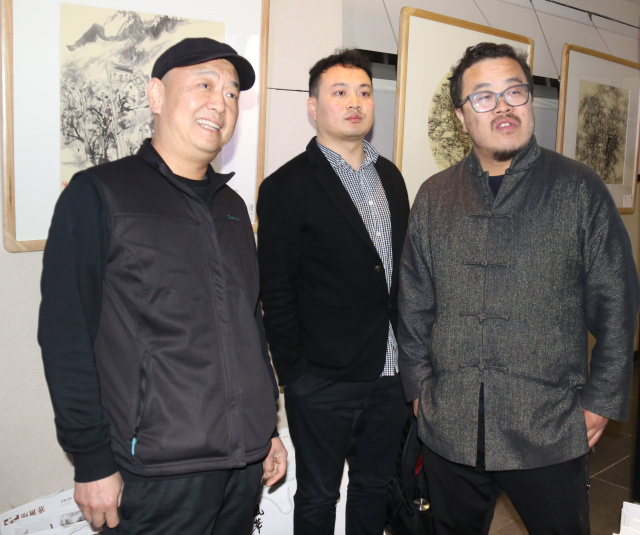 恭贺清风画语清风画社作品品鉴会圆满成功