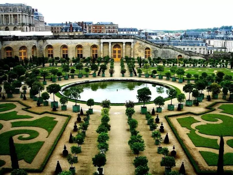 凡尔赛宫,枫丹白露花园,杜伊勒里花园······ 一座座宏伟绚丽的