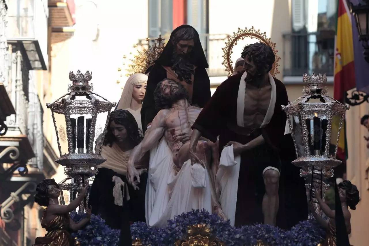 你以为西班牙的圣周只有羡煞旁人的假期吗?