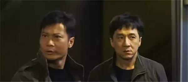 钱嘉乐在无线电视台也塑造过不少经典角色,1995年关礼杰版《小李飞刀