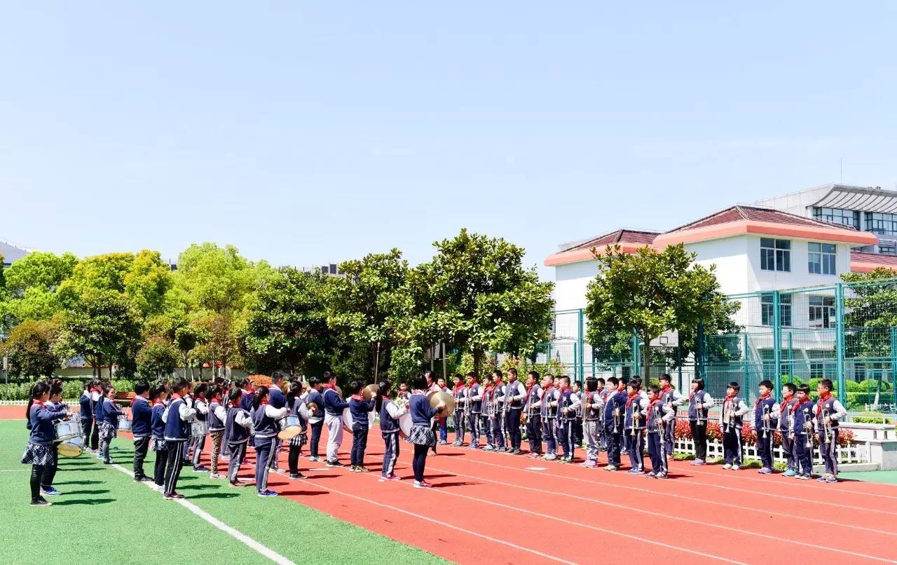 约会春光里 | 美国芝加哥师生参访唐镇小学和中学