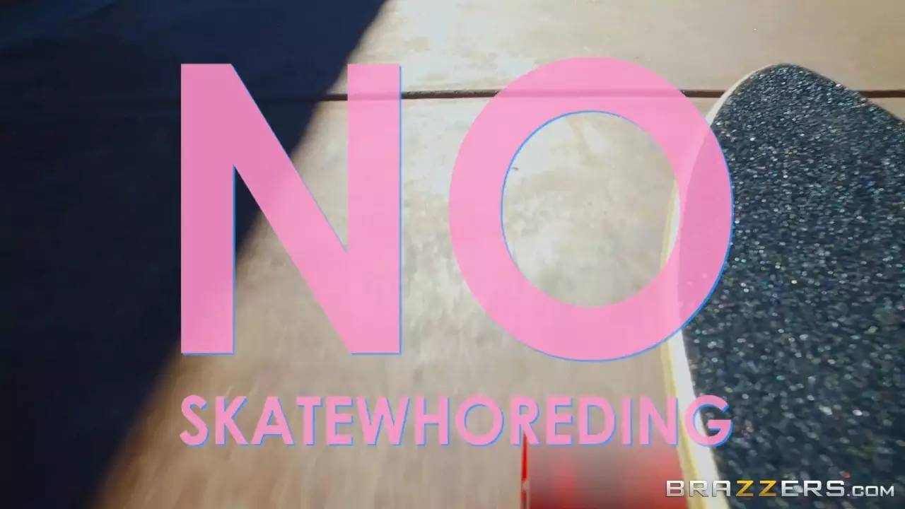 老司机带你开滑板车限制级影片noskatewhoreding不许当个滑板婊