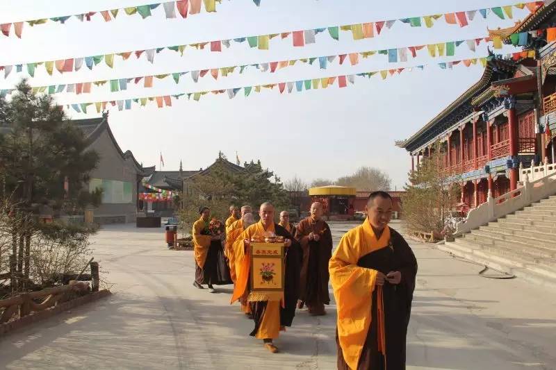 能广法师应邀于包头观音寺宣讲《妙法莲华经·观世音菩萨普门品》