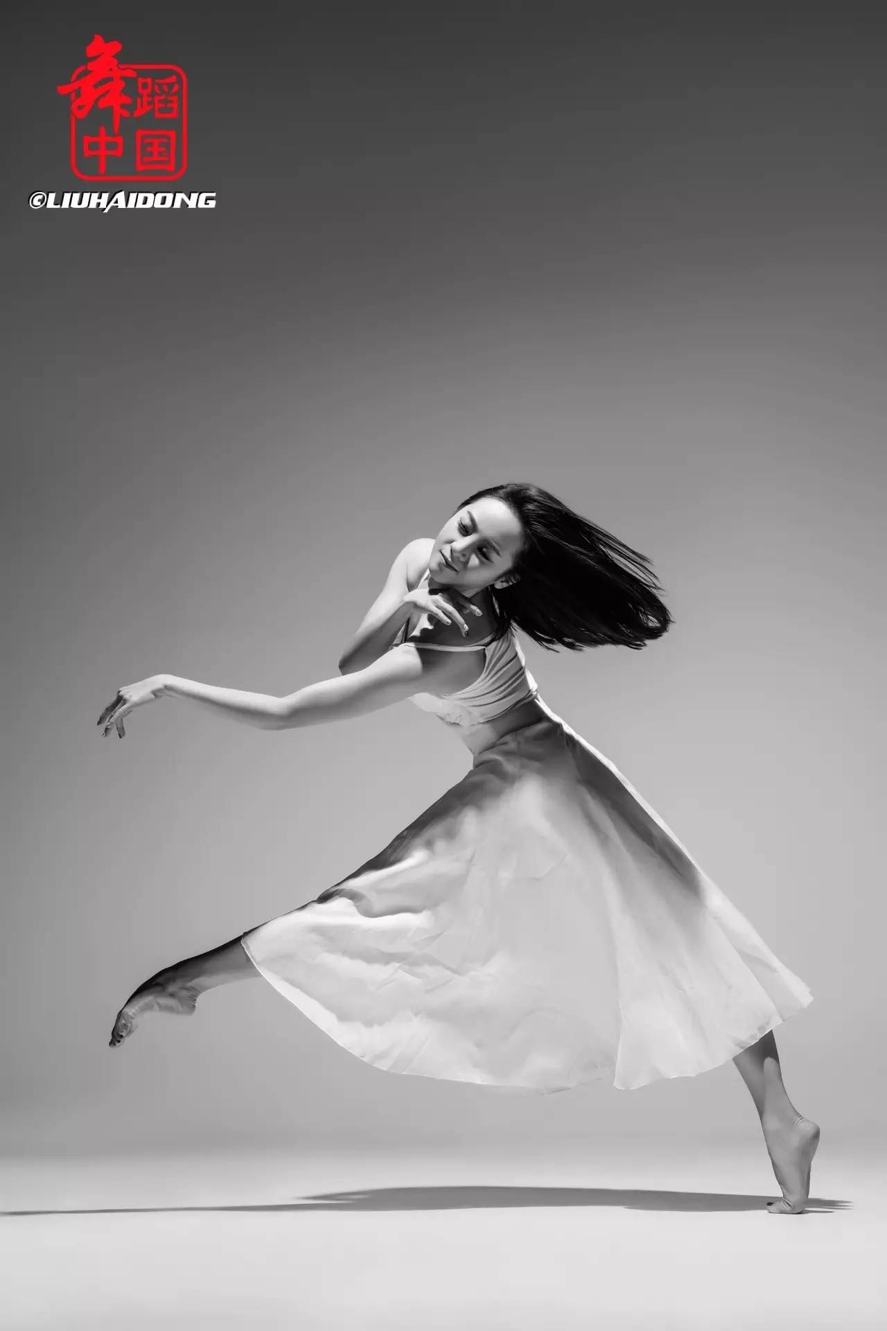 『舞图分享《自由与执念》摄影@舞蹈中国-刘海栋