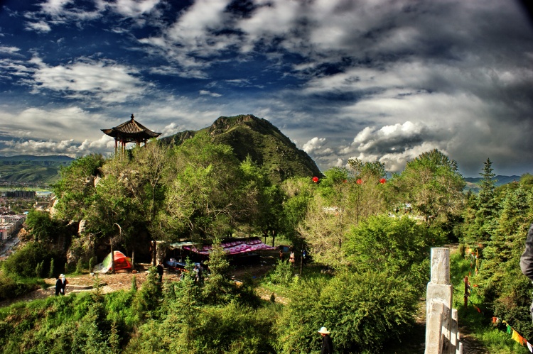 大通县:   老爷山,鹞子沟,茶汗河景区,                    观与