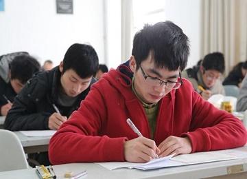 2017年山东菏泽教师招聘考试人数超过3万人