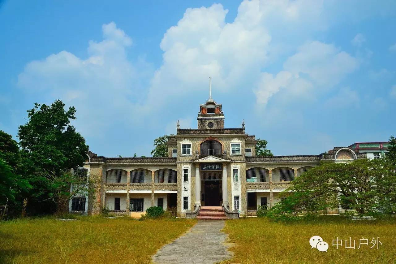 翁家楼位于台山市端芬镇庙边模范村,是1927年-1931年间由当地华侨翁家