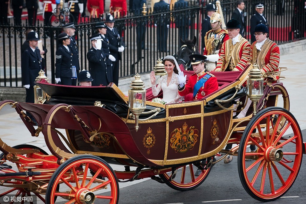 皇家马车魅力大,土豪总统兴趣高 看英国王室尊贵座驾