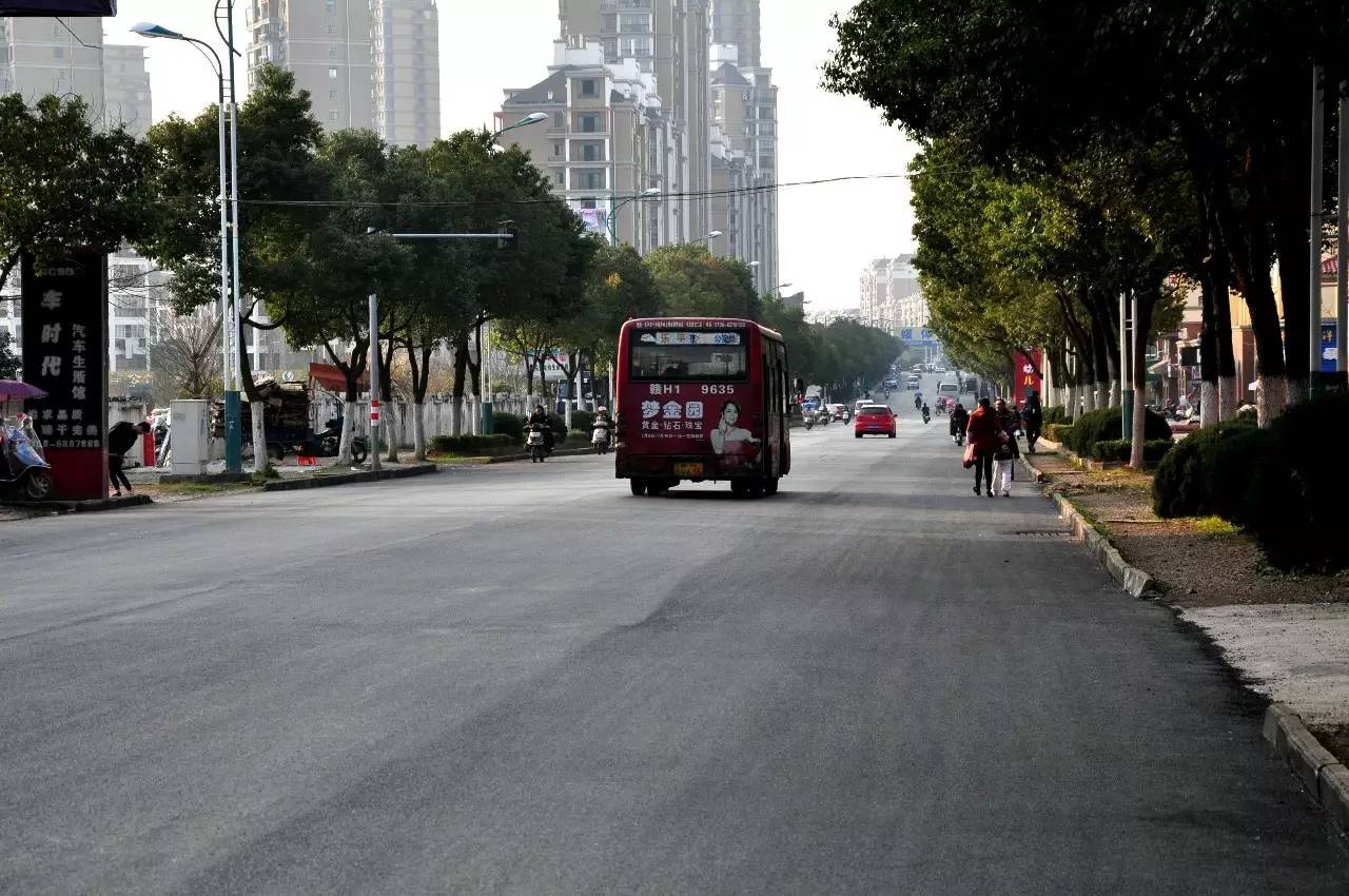 乐平市对11条城市主干道改造提升,今后市民出行更加畅通了