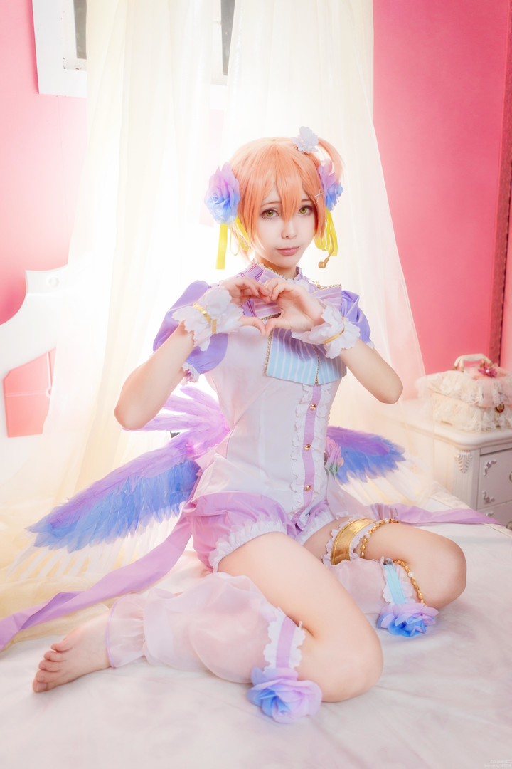 白色情人节觉醒星空凛cosplay