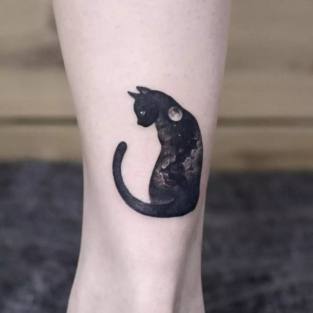 黑猫图腾纹身内容图片分享