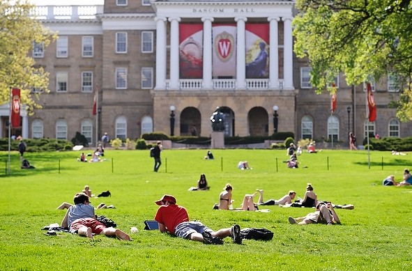 威斯康辛大学麦迪逊分校 — university of wisconsin madison