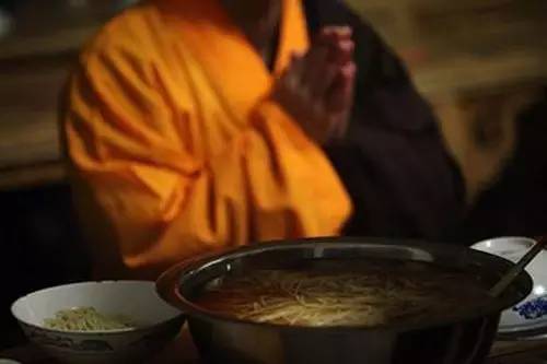 养身一味-- 佛教中的过午不食和少食
