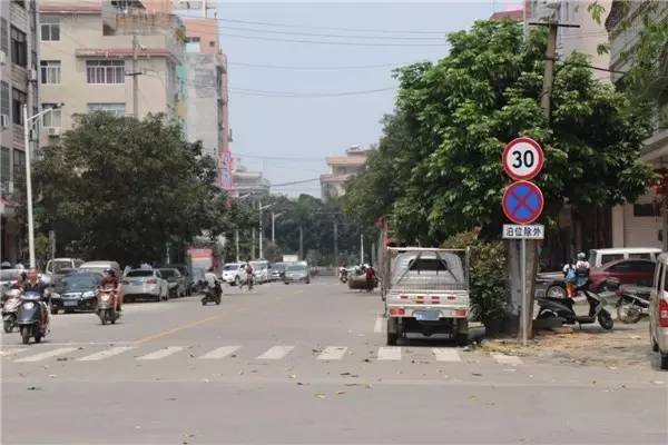 玉林有多少人口_打通 断头路 规划建设绕城公路 玉林如何推进大城市建设,人大(3)