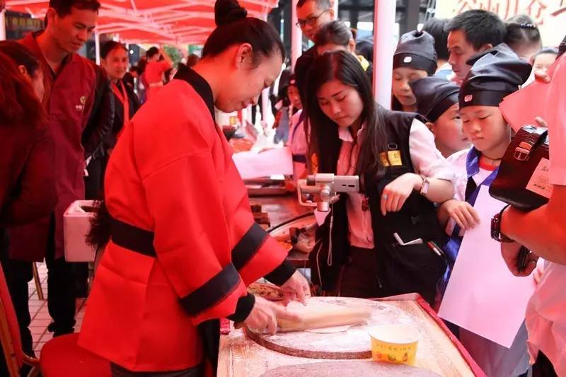 大手笔!台州这场集市直接"穿越"到汉朝,场面真是赞爆了!