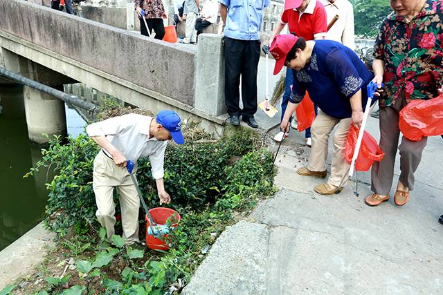 四川人口有多少_镇海有多少人口