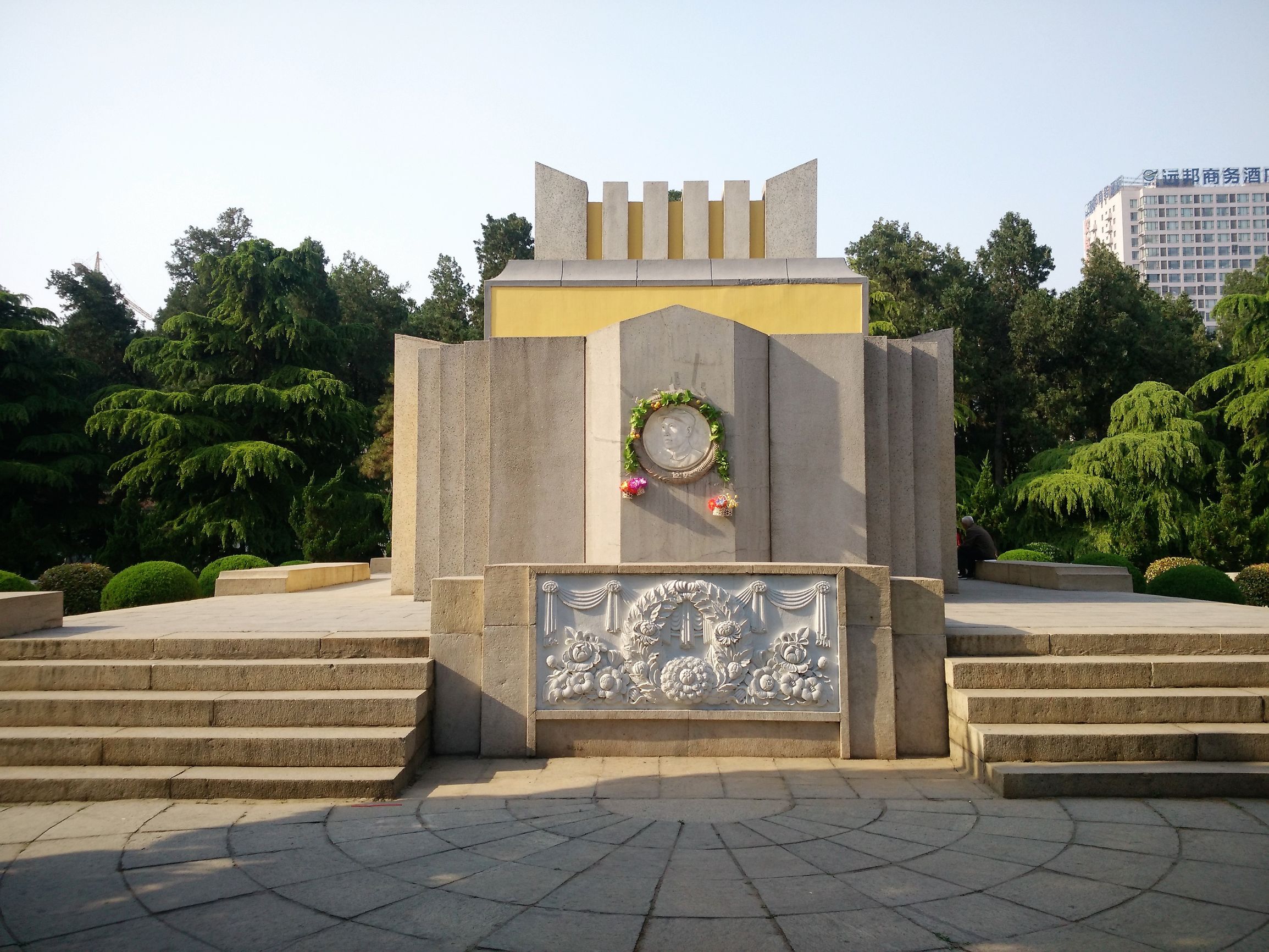 【携程攻略】长沙蔡锷墓景点,蔡锷是是护国运动的先驱，和小凤仙的更是一段佳话，清明节来的，悼念…