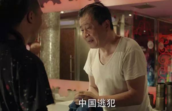 演了几十部男主演都没红，一部床戏却让他红翻天：“导演说全是床戏，我剧本没看就接了！”