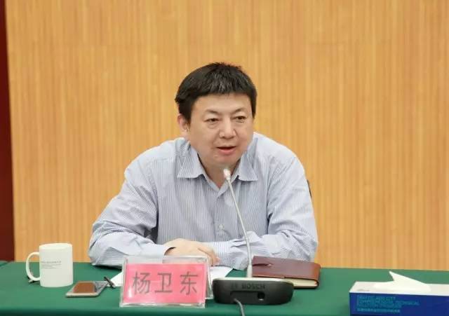 集团新闻江苏省交通运输厅副厅长丁峰一行莅临集团调研