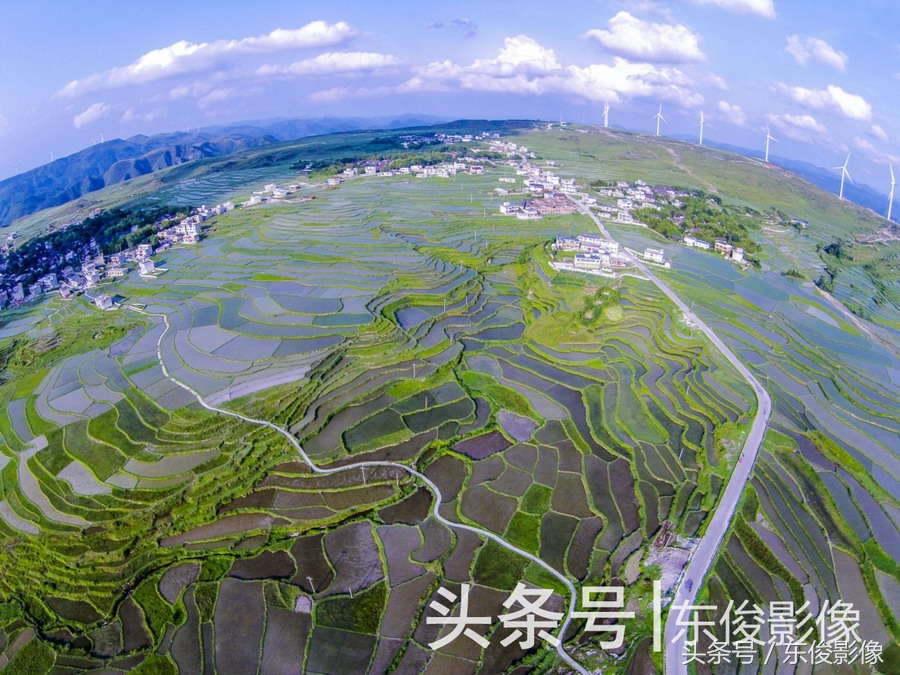 贵阳市花溪区高坡乡梯田算是一个充满农耕文化的地方.