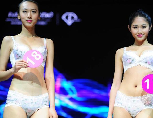 选秀把内衣_SIUF中国内衣超模选秀大会在深圳举行 演绎多元之美