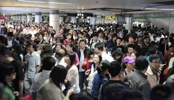 2019上海市外来人口_上海外来人口这么多-几天后,上海即将变成一个你不认识的