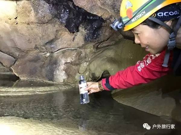 探洞|帮助村民下洞寻找水源,意外发现了美丽的洞穴