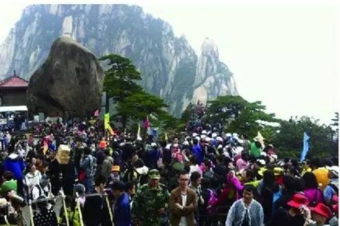 祖国山河好，只是近五一（这些远近闻名的景点，最近会变成这样…）