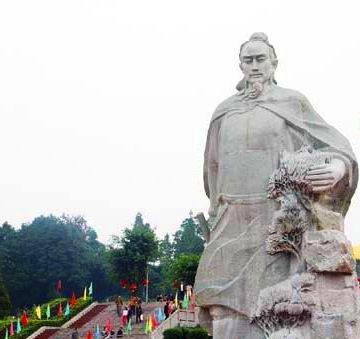 《四川通志》卷四十记载:"汉时名山县西十五里的蒙山甘露寺祖师吴理真