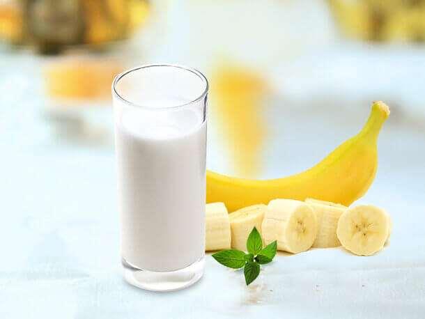 1香蕉牛奶自制去黄褐斑面膜