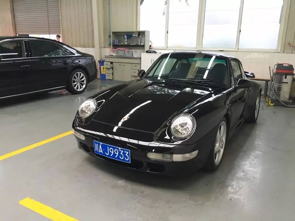 【跑车世界】国内罕见经典保时捷911 turbo,还是老车看着有味道!