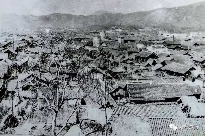 上世纪五十年代前贵定县城(来源于资料翻拍)