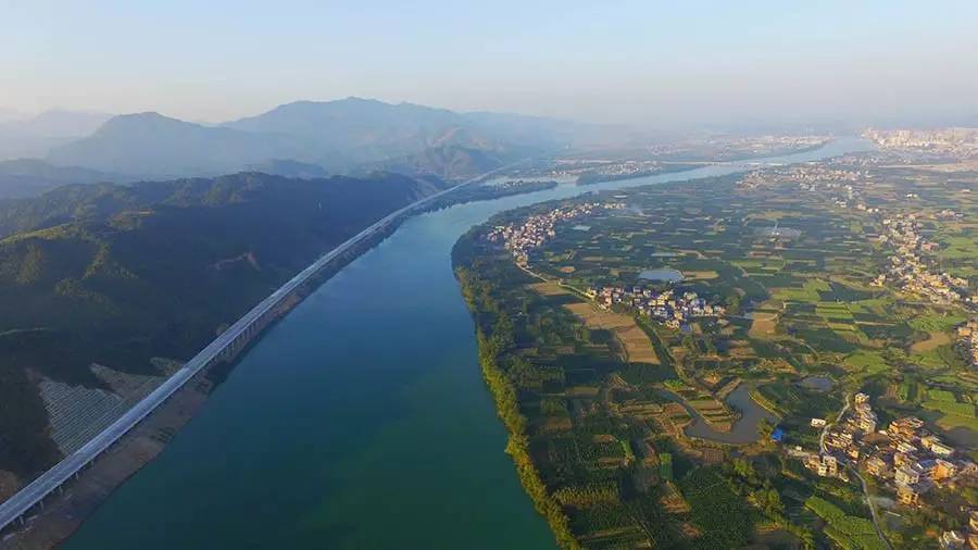 广西「最美」的这几条自驾公路,山中玩穿越你走过几条