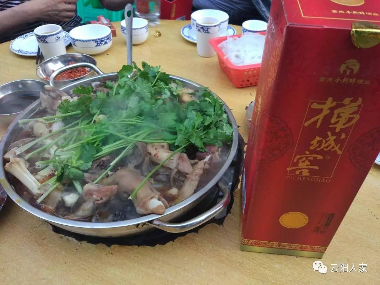 【摆白】云阳美食那么多,最好吃的却是羊脚脚.