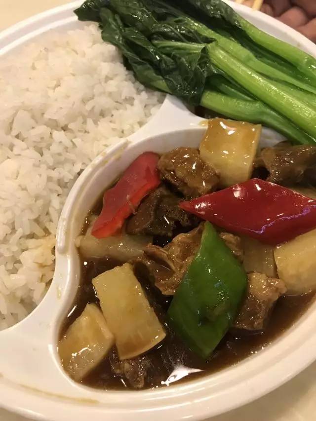 89 尖椒牛肉饭89 土豆咖喱牛肉饭(林记潮牛火锅已进驻美团外卖