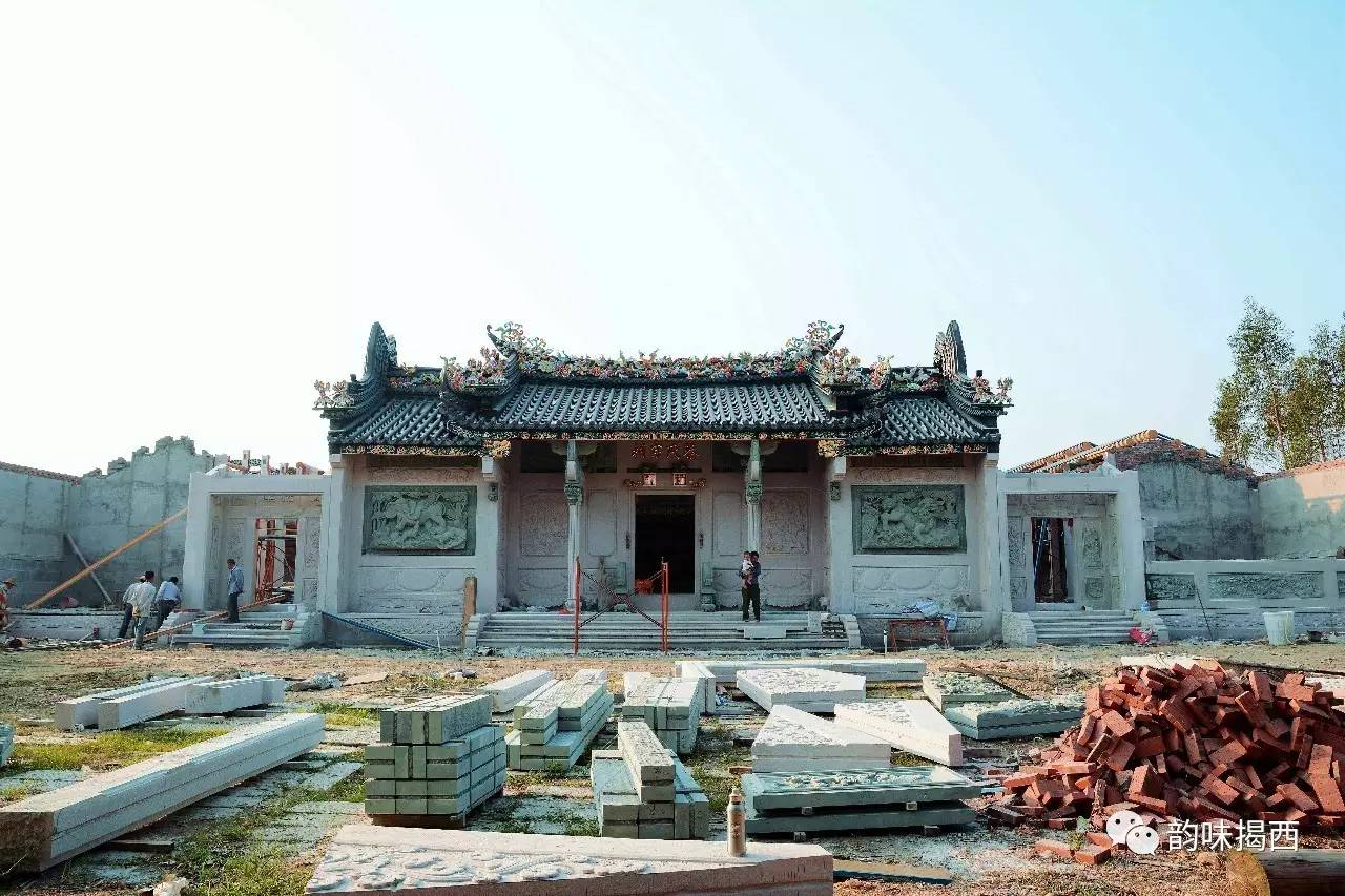 重建中的蔡氏宗祠