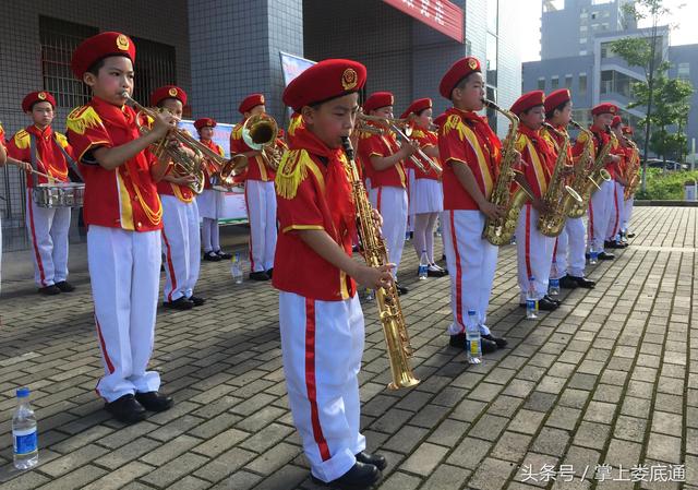 娄底首支小学生管乐队精彩演奏独特音色令人惊叹