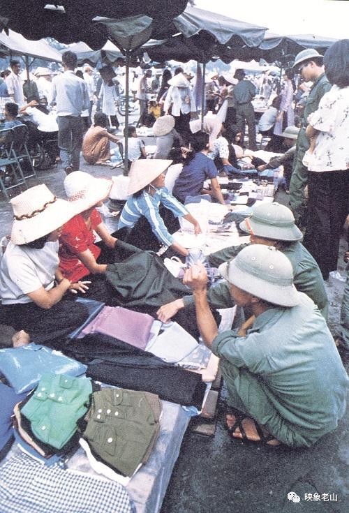 1979年4月30日越南南北统一南越灭亡