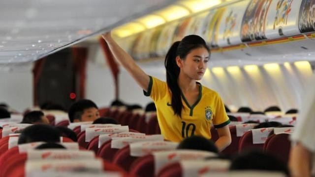 实拍亚洲各国空姐越南美女空姐最会玩