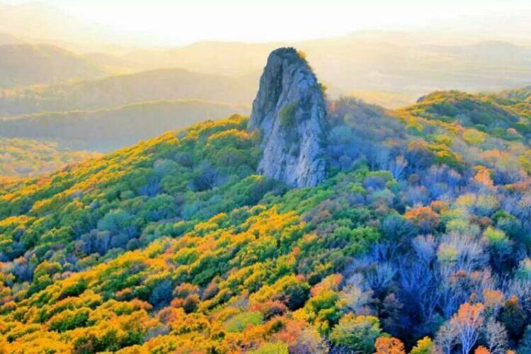 巴彦壹台山骆驼峰