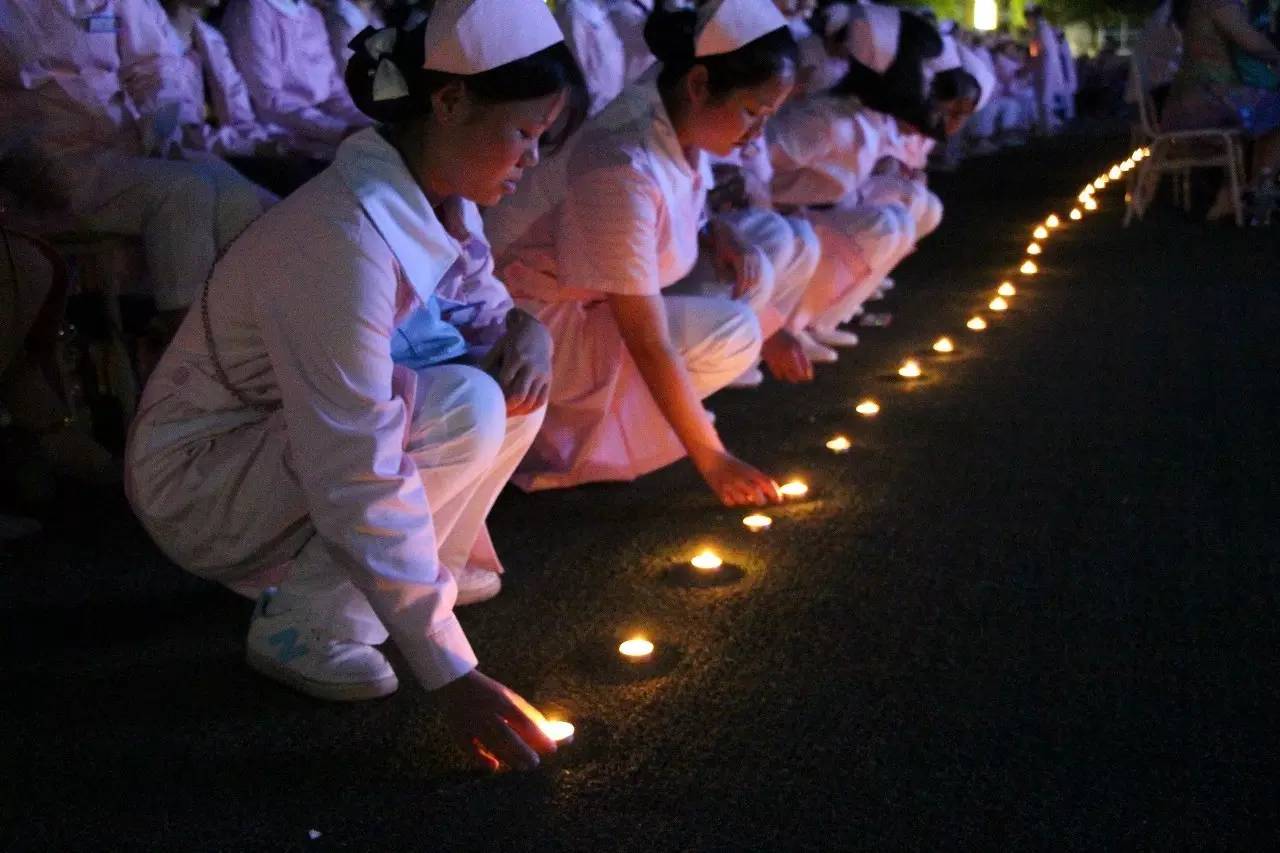 希望教育 || 国际护士节:弘扬"南丁格尔"精神,向白衣