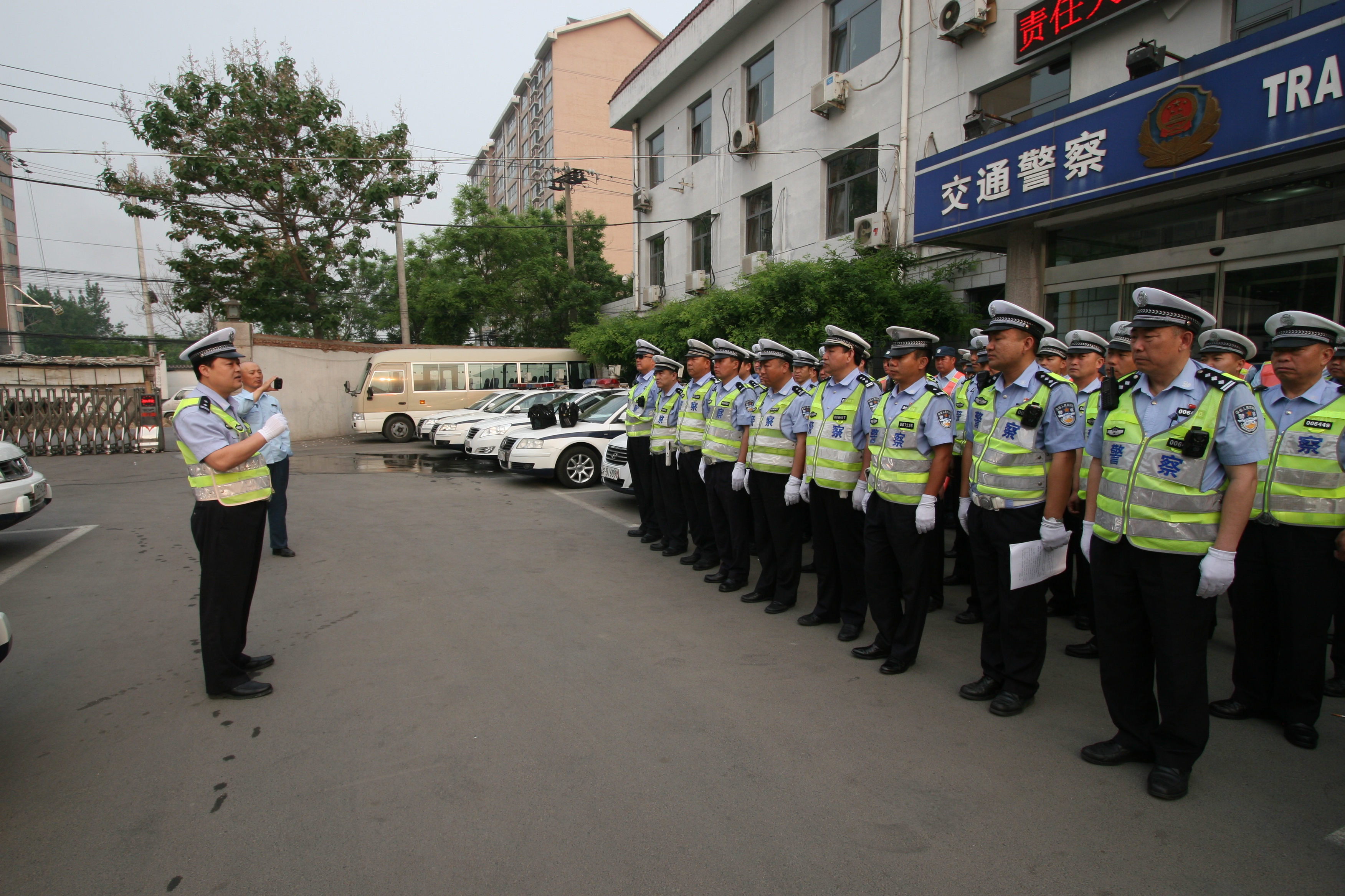 昌平高速路交通大队:用心守护每一辆车安全顺畅通