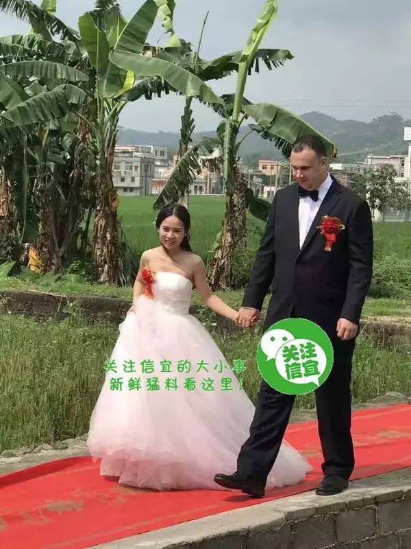 信宜婚纱照_信宜中学图片(2)