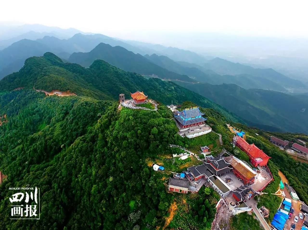 华蓥山"宝鼎风光" 摄影/郑继明 赏特色建筑,领略风土人情