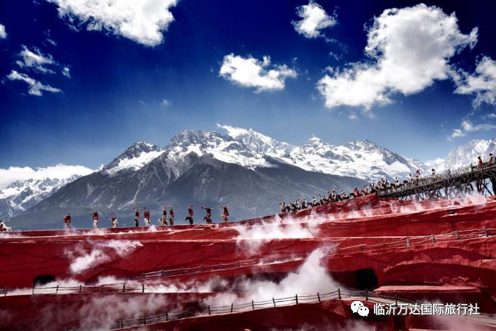 视听盛宴---张艺谋导演的以玉龙雪山为背景的实景演出:印象丽江