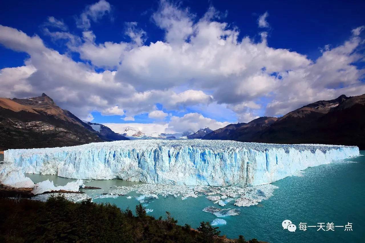 旅游 正文  第1048期 |导读| 阿根廷冰川国家公园位于阿根廷南端
